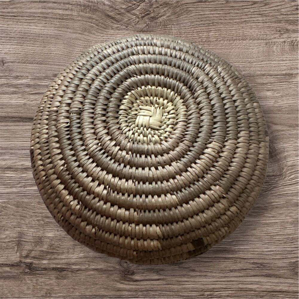 Vintage Native American 
HANDWOVEN COIL Southwest Lidded Basket‎ Jar OOAC - Picture 5 of 12